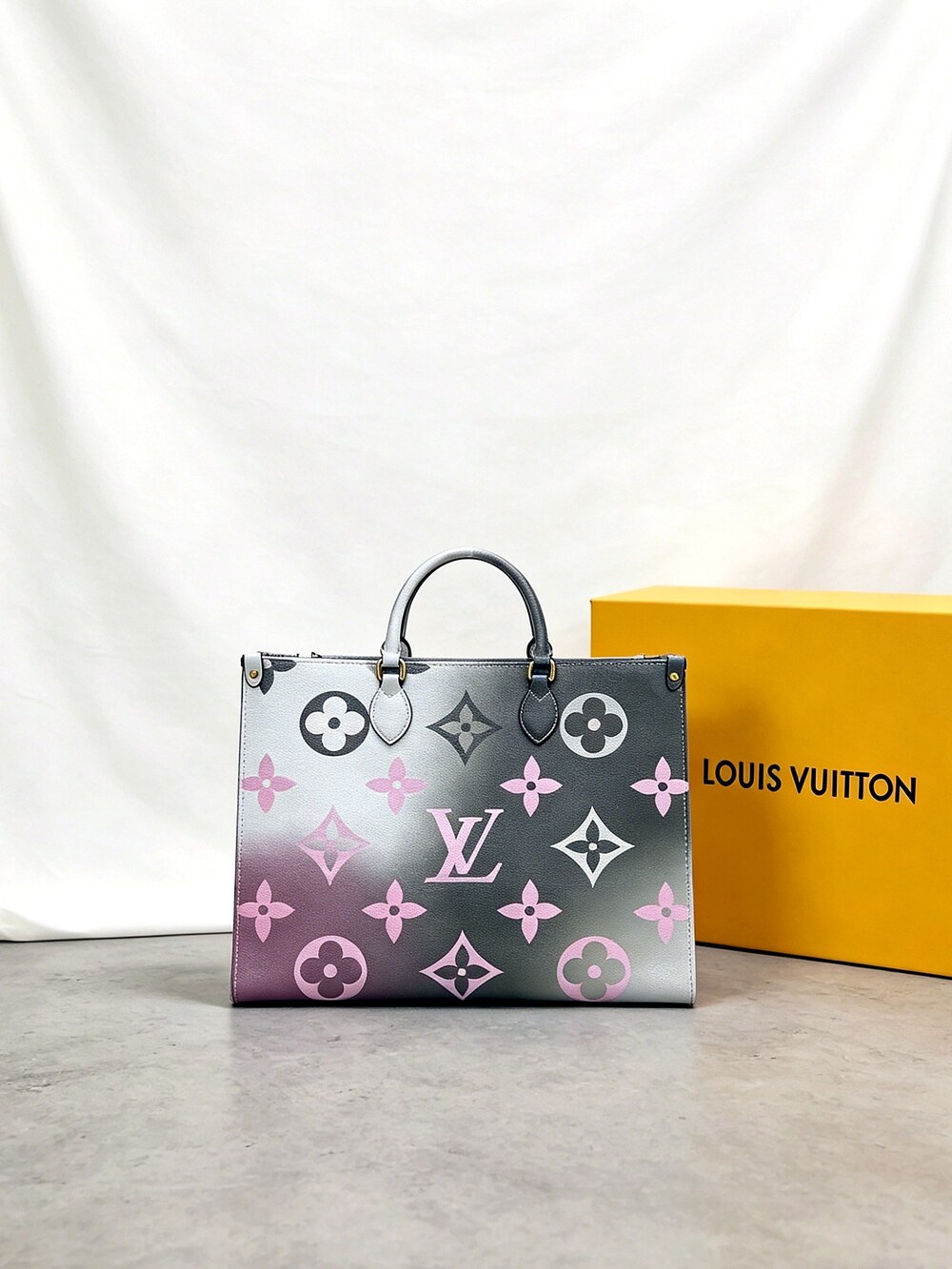 Louis Vuitton Onthego GM Monogram Gradient Pink